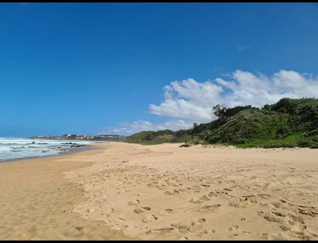 2 BEDROOM TOWNHOUSE FOR SALE IN SHELLY BEACH
